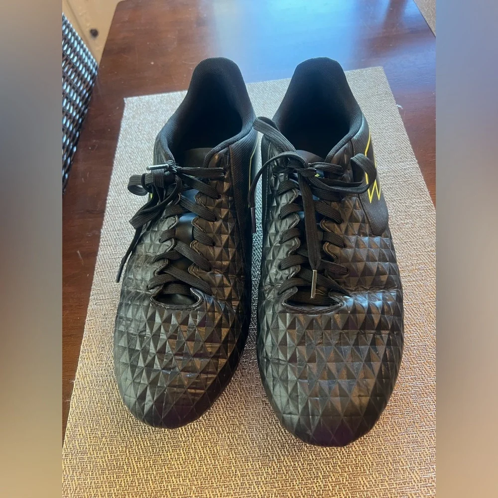 Men’s Lotto‎ Soccer Cleats